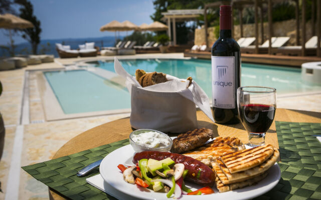 F ZEEN KEFALONIA - Adults Only