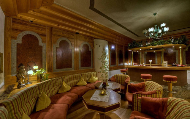 Königshof Hotel Resort ****S