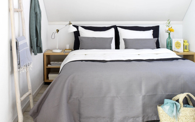 Loosdrecht Rien van den Broeke Village