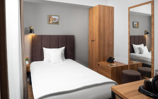 Labirint Hotel