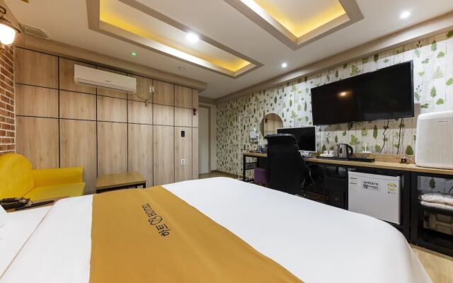 Cheonan (Ssangyong-dong) Hotel Heart