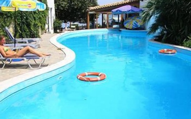 Kanelli Beach Hotel
