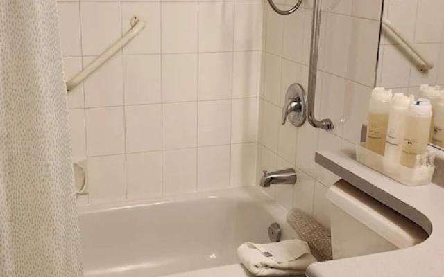 Times Square Suites Hotel