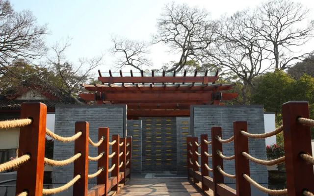 Putuoshan Ruyige Junlan Guest House