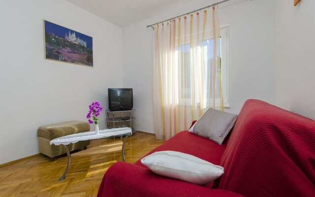 Apartments Rada