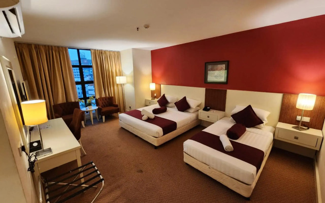 Grand Puteri Hotel