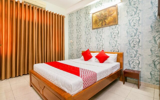 Hoang Yen Nhi Hotel By OYO Rooms