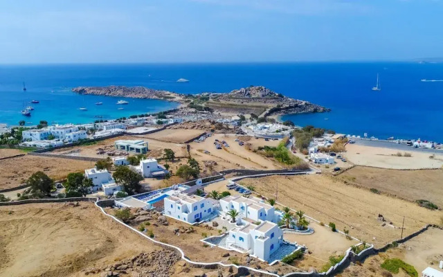 Maganos Eikosi in Thira