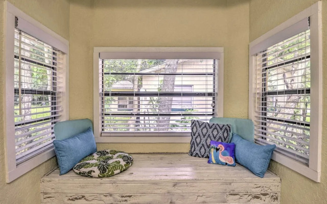 Family Home: Walk to Downtown & Stetson Univ!