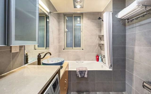 Tyms 2BR  with Kitchen Line2