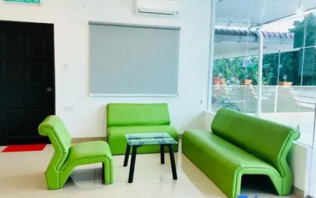 LunaStay (Shared Common Area)