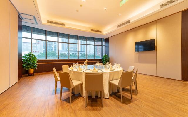 Holiday Inn Express Beijing Huacai by IHG