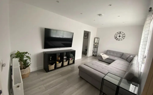 Beautiful 4-bed House