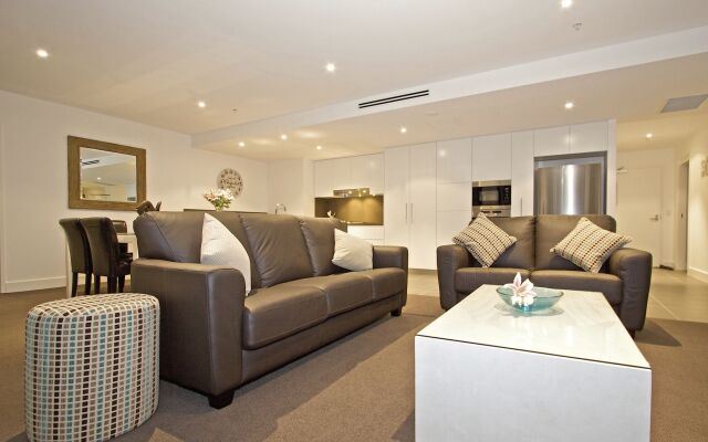 Kirra Surf Apartments