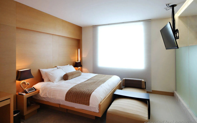 The One Boutique Hotel