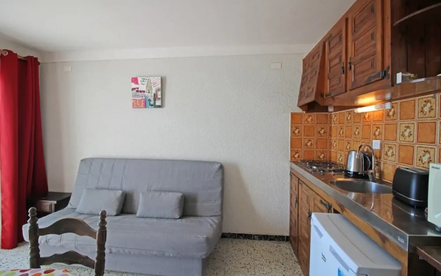Studio in Empuriabrava With Sea Views
