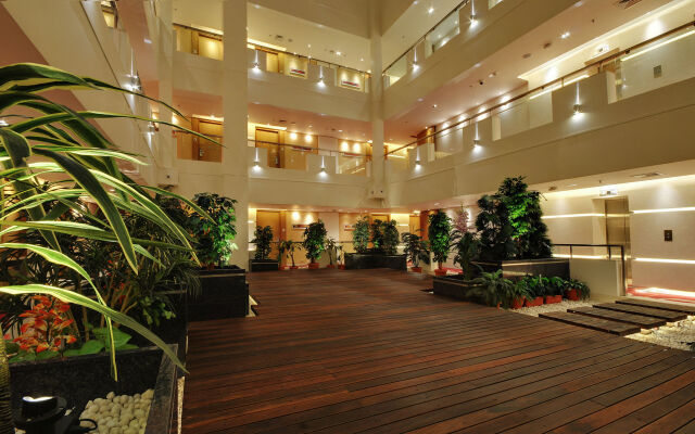 Platinum Hotel