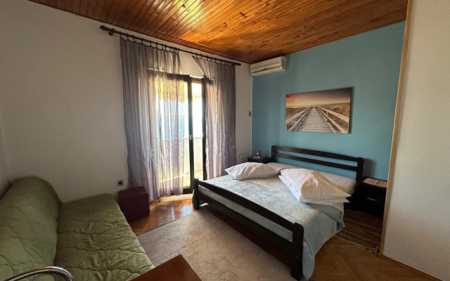 Apartments Milena