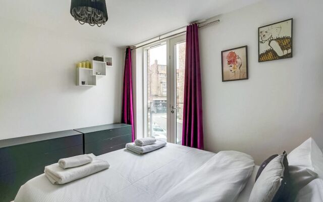 Gorgeous new 1bed Flat w/ Balcony