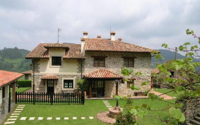 Apartamentos Llugarón