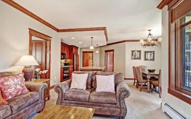 Beautiful Condo In The Heart of Copper - MC308 by RedAwning