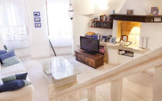 Apartment House Flores Bregovita