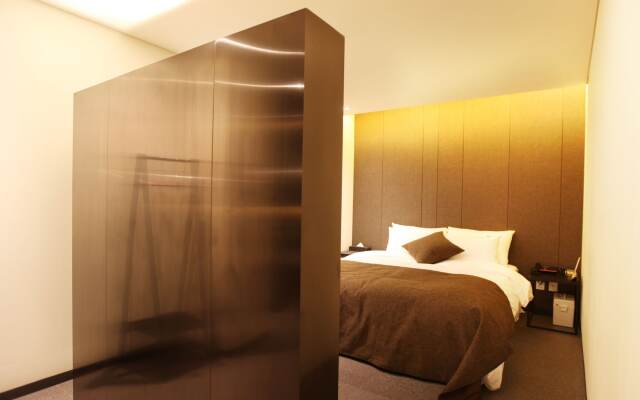 Vine Hotel