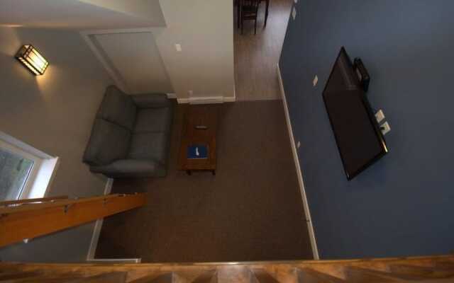 First Avenue Executive Suites