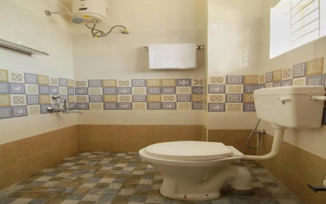 OYO 12798 Soundaryam Apartments