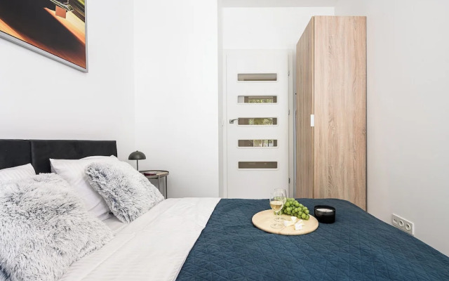 Lumina spacious apartments in Warsaw