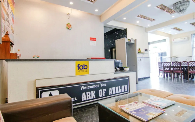 Fabhotel Airport Avalon