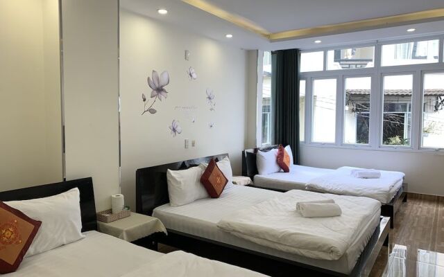 Moon Light Hostel