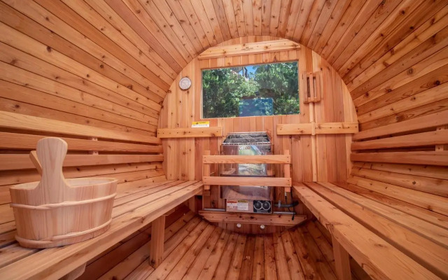Noahs Hideaway Luxury B&B