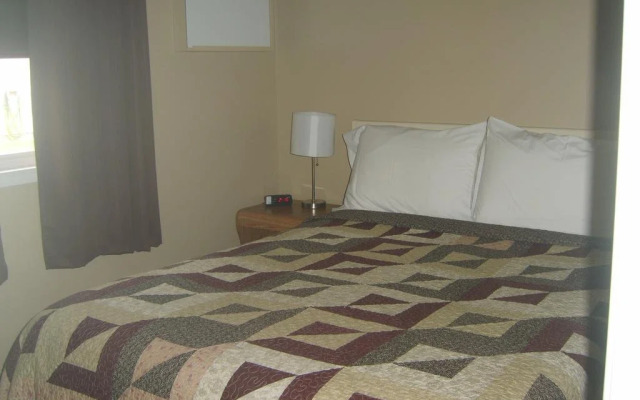 Roseway River Cottages