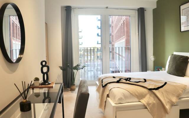 Luxury 2 Bedroom Apartment Near Central London