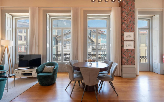 LovelyStay - Deluxe 2BR Duplex with Splendid View