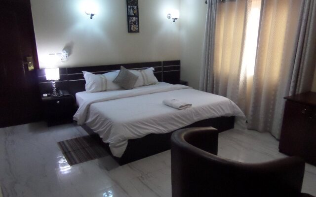 Providence Hotel and Suites
