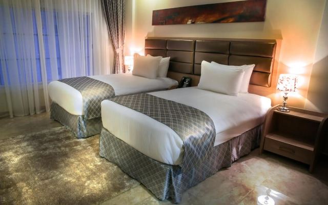 Adams Hotel
