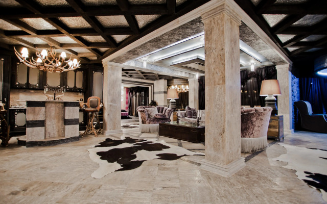 Royal Castle Design & SPA Hotel