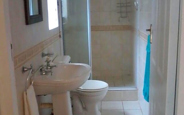 4 Carnoustie House