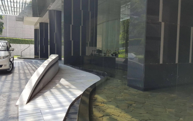Bangkok Luxury Suites Pyne