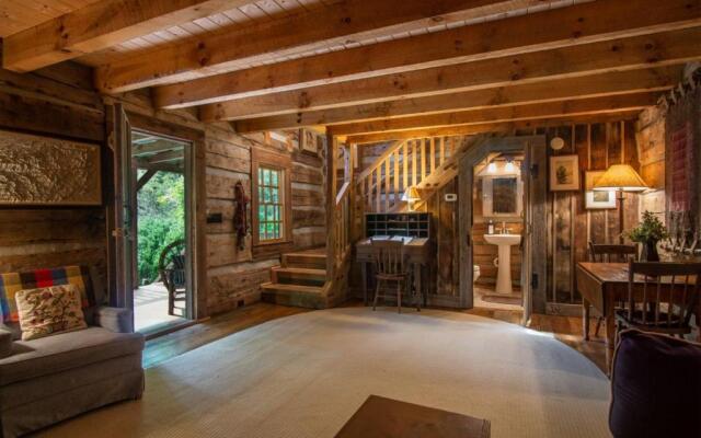 Aunt Babbie s Cabin in Pisgah Forest