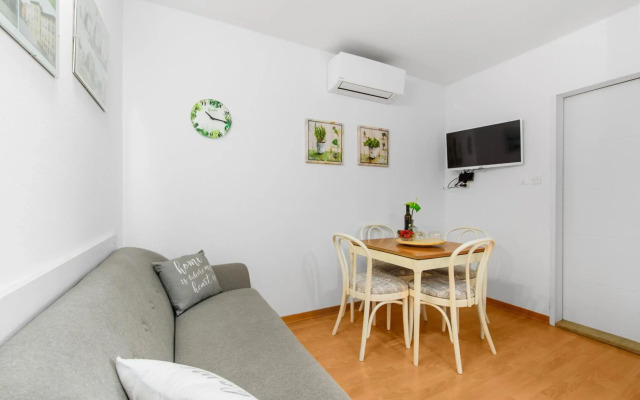 Felix Residence