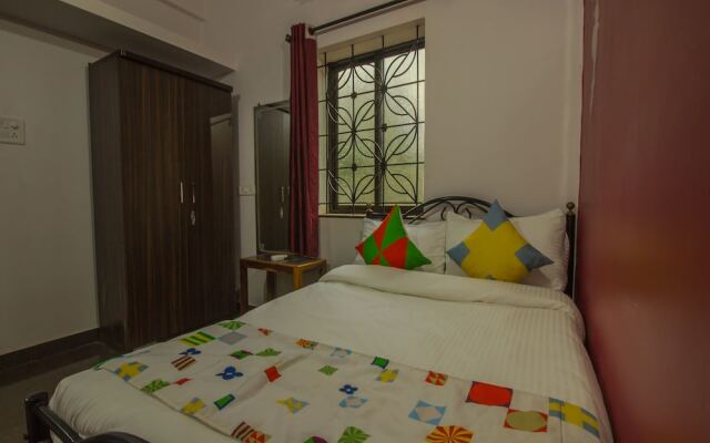 OYO 16501 Home Cheerful 2BHK Morjim Beach