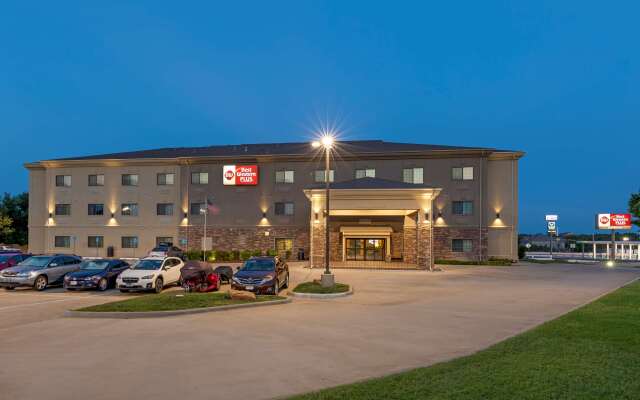 Best Western Plus Red River Inn