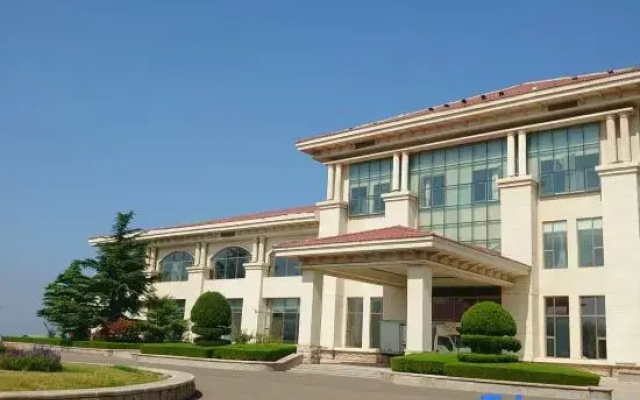 DongFangHaitian Golf Hotel