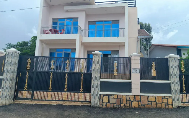 Remarkable 3-bed House in Kigali