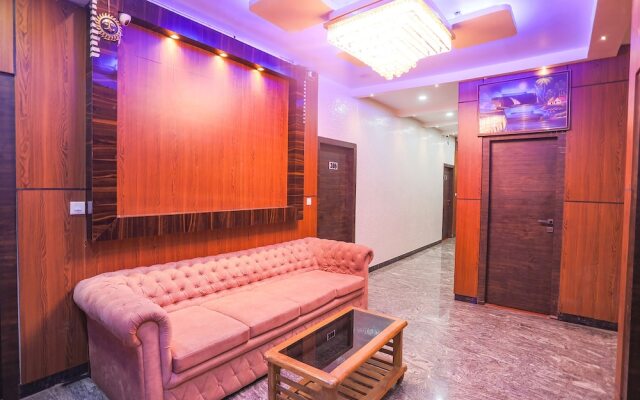 Fabhotel Prime Siddhant Palace