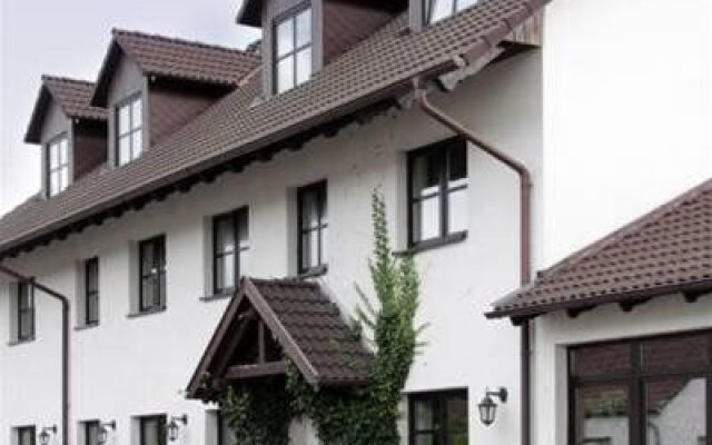 Pension & Gasthaus Kahren