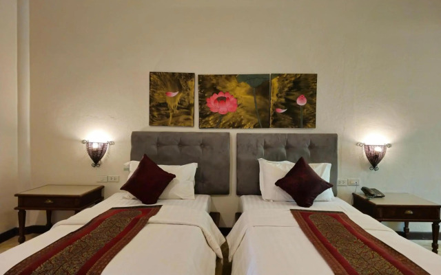 Baan Panwa Resort